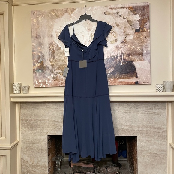 Navy blue flirty off the shoulder floaty dress - Picture 3 of 6